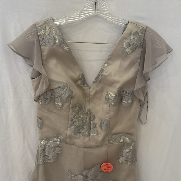 Clemmie Jacquard Metallic Frill Detail Dress In Silver Size 6 - Picture 5 of 9